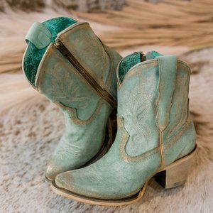 Corral Elvira Turquoise Suede Ankle Boots A4256
